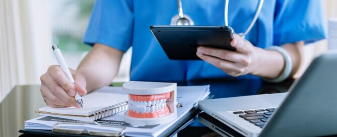 Broken Root Extraction Techniques and Decision Making_Referal